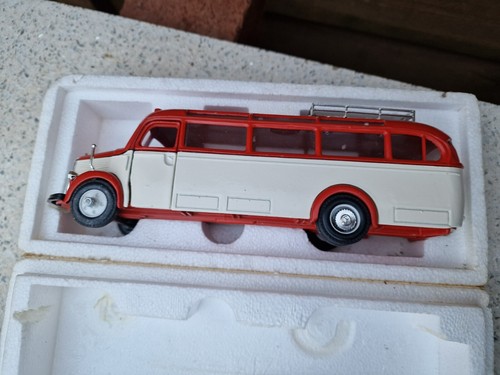 Vintage mercedes benz omnibus - vintage,