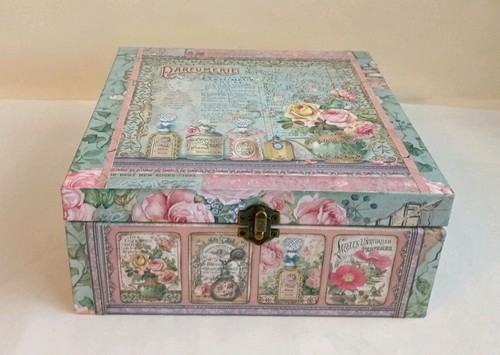 Decorative storage perfume