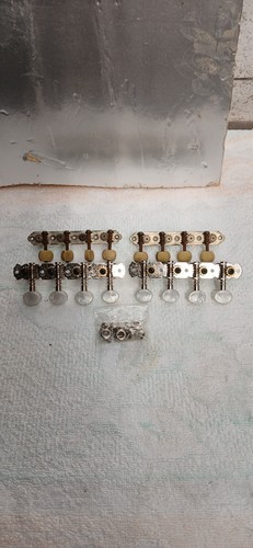 Guitar tuners machine heads - /,