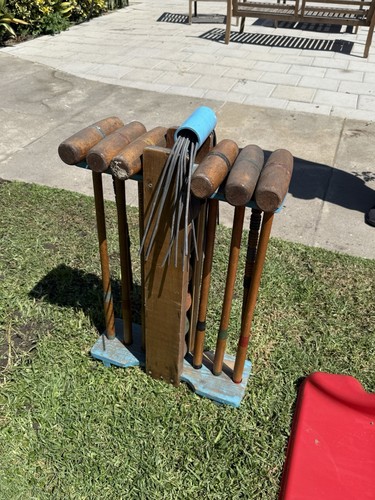 Vintage wooden player - wooden,