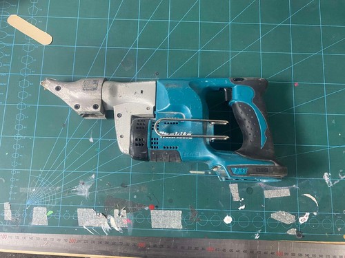 Makita 18v metal shears - metal,
