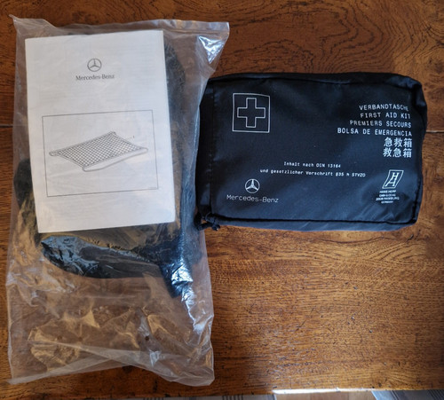 Mercedes benz luggage cargo - luggage,