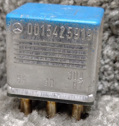 Mercedes w124 w126 w201 relay - w126,