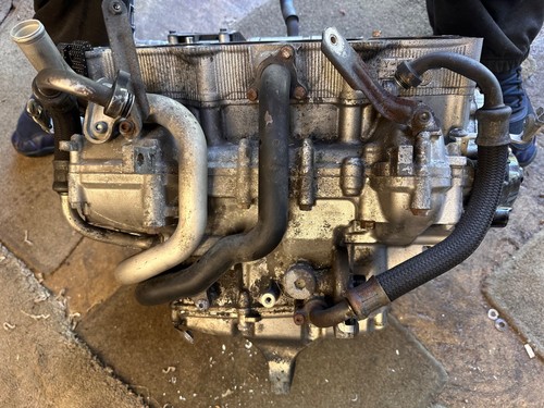 Yamaha engine 2015 2cr - r1, for