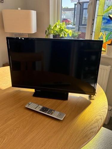 Toshiba lcd with remote - lcd,