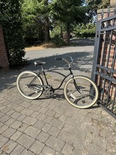 Vintage Schwinn beach cruiser