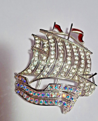 Butler wilson crystal - wilson,