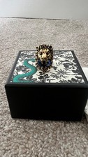 Gucci Gold Blue Crystal Lion Ring Anger Forest