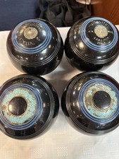 Vitalite Bowls Size 4 7/8