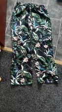 Green Silky Floral Summery