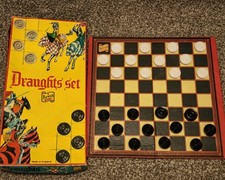 A Berwick Game Draughts Set