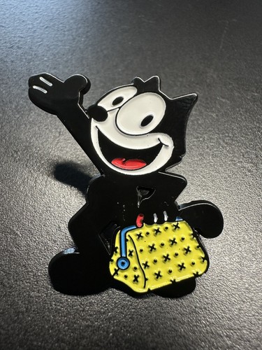 Felix the cat pin - felix, badge