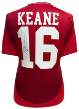 ROY KEANE SIGNED MANCHESTER