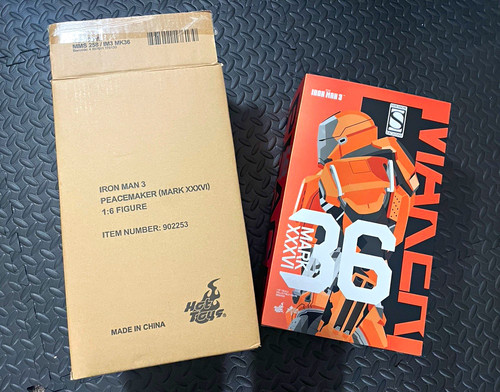 Hot toys iron - 3, man