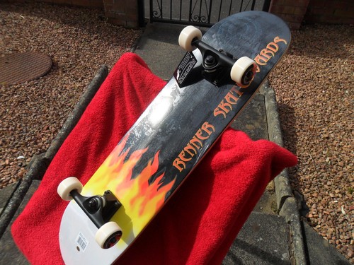 Complete skateboard custom