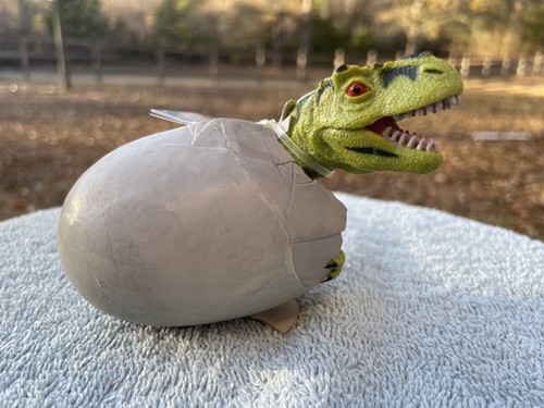 Tyrannosaurus rex hatchling - tyrannosaurus,