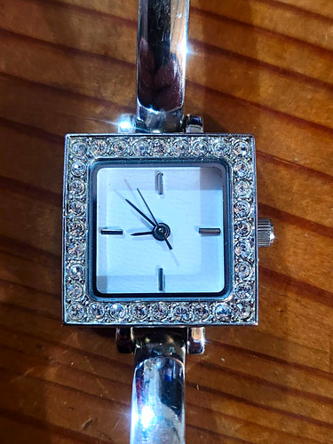 Avon ladies quartz square - avon,