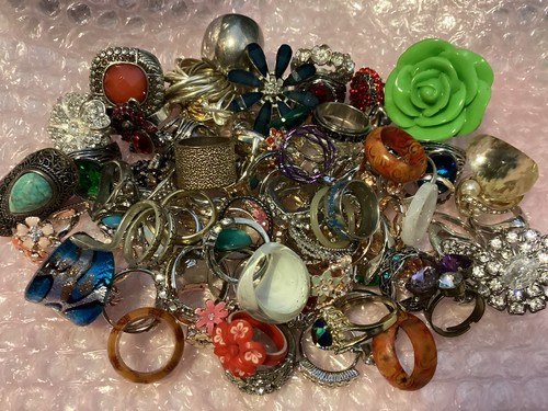 Rings job lot - rings, 100