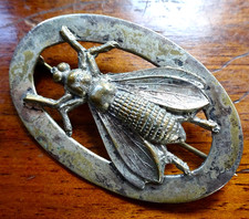 antique Victorian detailed fly bee insect bug brooch hinged c pin  -141
