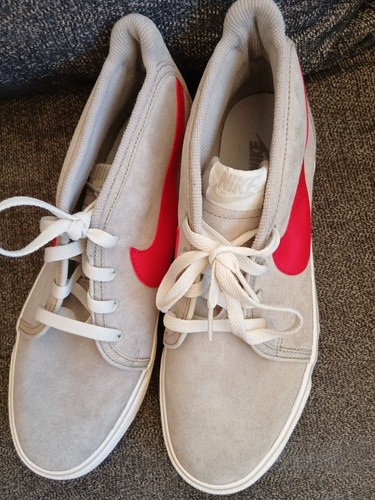 Nike toki vintage beige - vintage, red