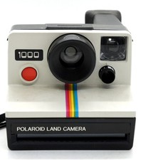 Polaroid 1000 Land camera Type