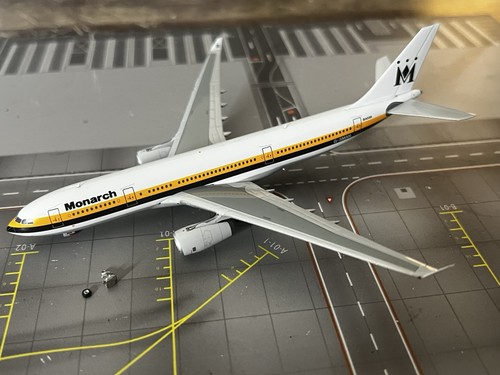 Phoenix monarch airbus - phoenix,