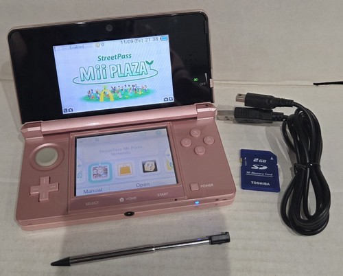 Pink nintendo 3ds - nintendo, console