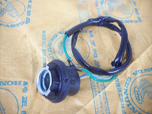 Indicator socket right front