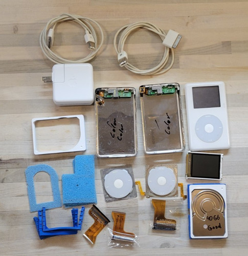 Lot apple ipod classic 4th - of,