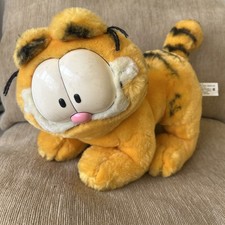Garfield The Cat Soft Toy 21cm X 30cm.