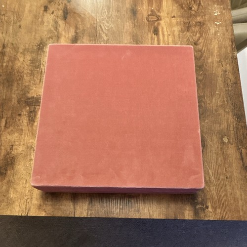 Gucci pink rectangular - gucci,