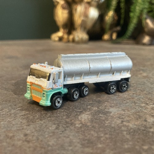 Micro machines semi box - semi,