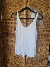 Be Cool V-neck Stretchy Tank