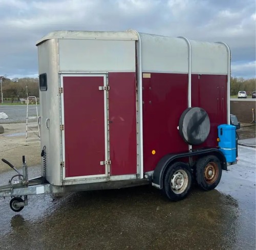 Ifor williams hb505 horsebox - ifor,