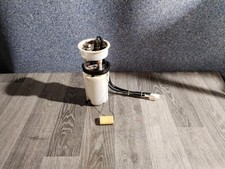 Mercedes W163  ML320 2002  Petrol  Fuel Tank Pump 