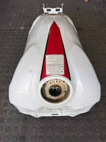 4c8 2007 2008 fuel - 4c8, 2007-2008