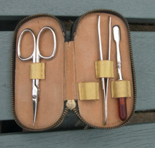 Vintage Scissors Nail Tweezers & Brush Grooming Set in Leather Case