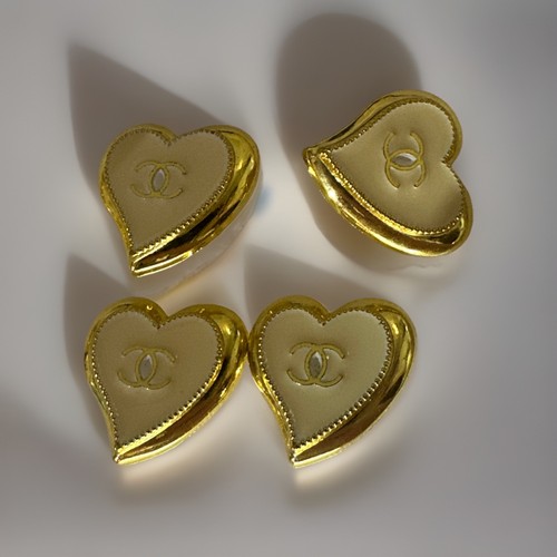Vintage chanel buttons - 4,