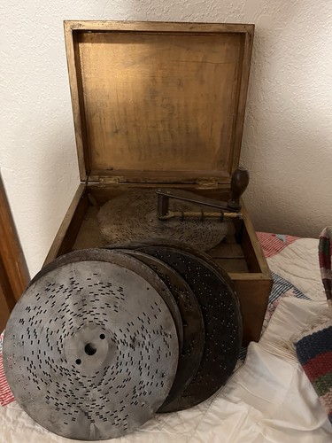 Antique symphonion disc - 7.5",