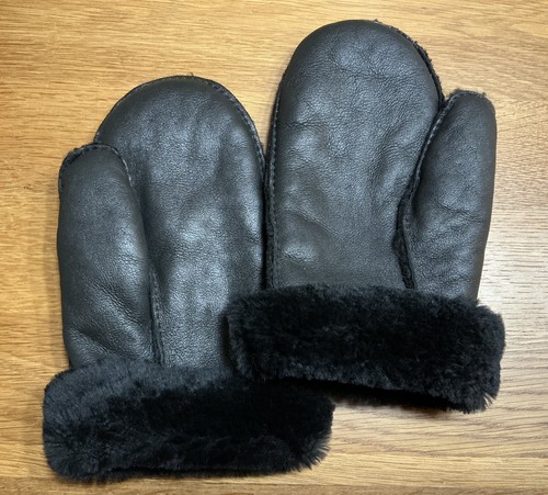 Genuine sheepskin mittens - genuine,
