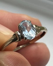 9ct 375 Yellow Gold Vintage Aquamarine Ring Size M 0,95g