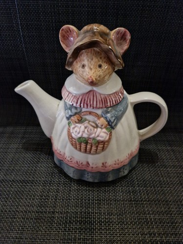Vintage brambly hedge - vintage, style