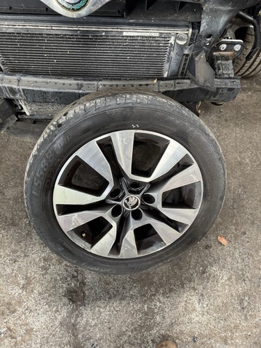 Skoda yeti alloy wheel - alloy, 17"
