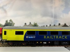 00 Airfix - BR Mk2d Tourist