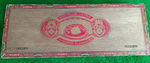 Vintage wooden cigar box - vintage,