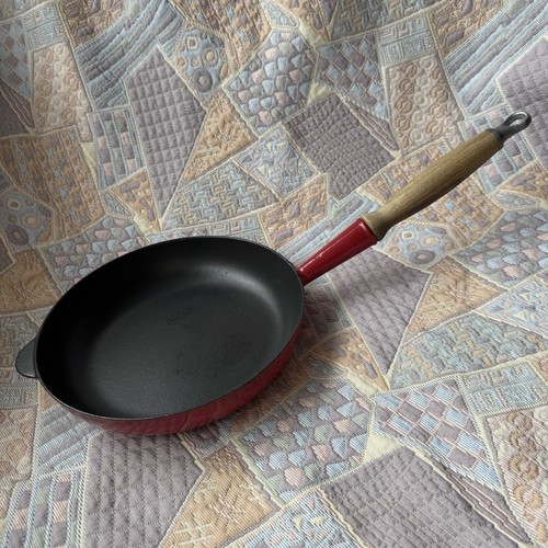 Creuset frying pan red - pan, cast