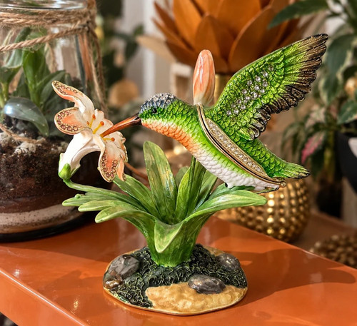 Jeweled hummingbird flower - jeweled,