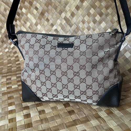 Gucci vintage beige - gucci,