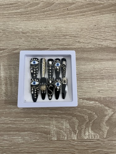 Handmade press nails - press-on,