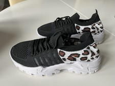 trainers size 6 womens